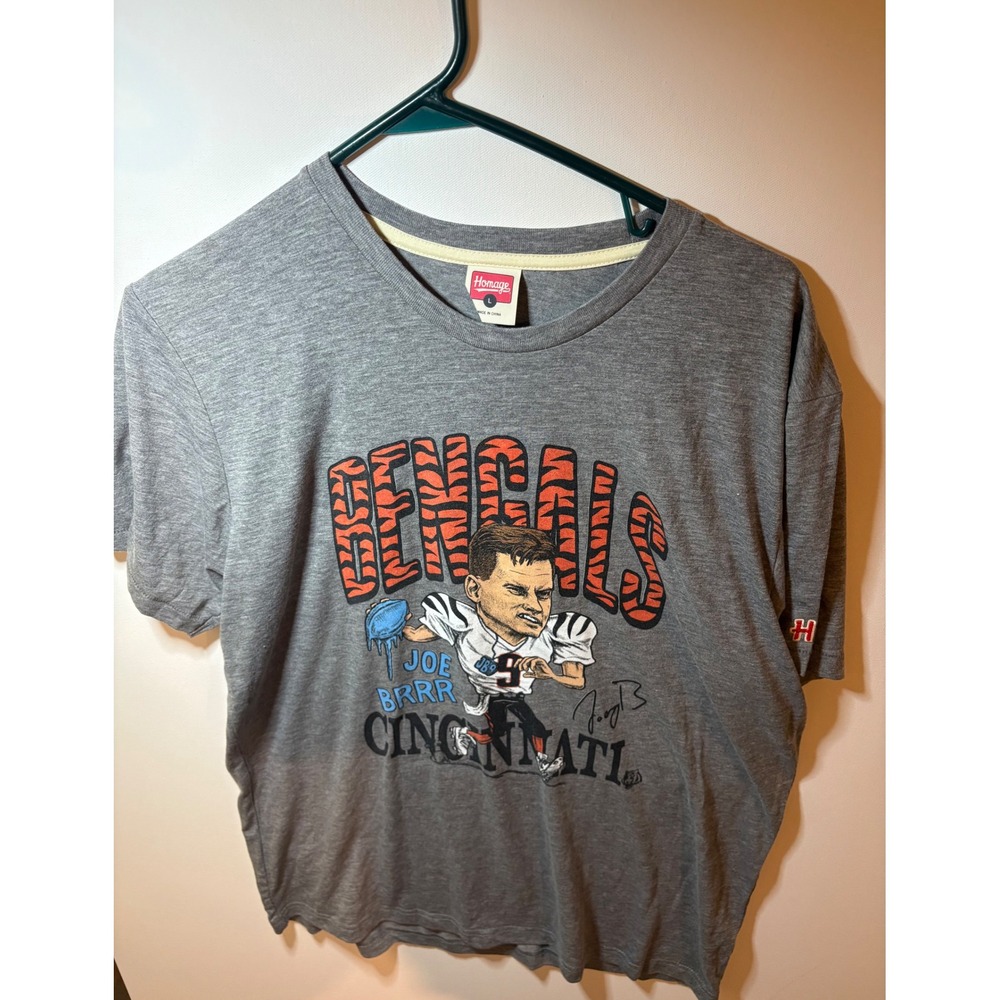 NWOT Homage NFL Cincinnati Bengals Joe Burrow Caricature T Shirt Gray Men L